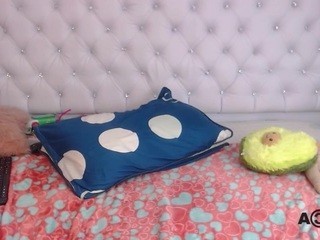 lauren-calderon on cam for live sex chat