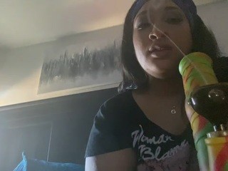 laylachole on cam for live sex chat
