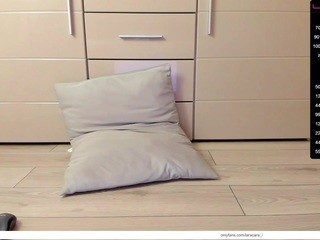 Madalina on cam for live sex chat