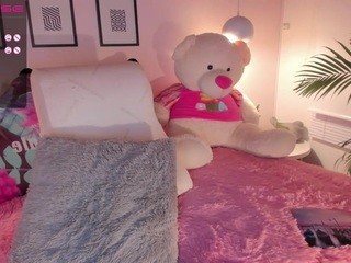 nattashahill on cam for live sex chat