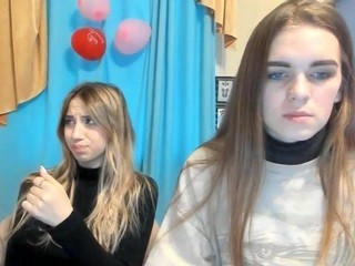 oliviaamazon on cam for live sex chat