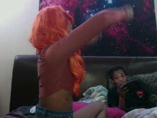 Reina’s Room on cam for live i sexy video chat