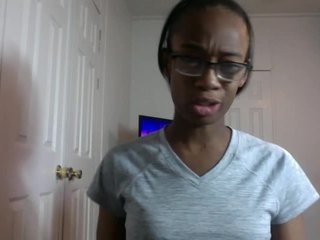 sweetsexiecool on cam for live sex chat