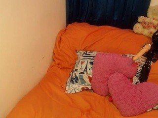 Abigaile nude on cam – live sex chat