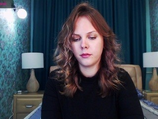 Adriannacruzz nude on cam – live sex chat