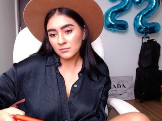Alexyferrer nude on cam – live sex chat