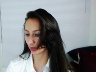 Alicia-gold nude on cam – live sex chat