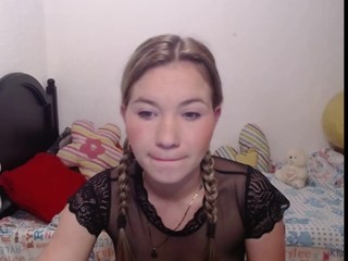 Angelevaa nude on cam – live sex chat
