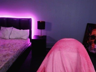 Candy-bird nude on cam – live sex chat