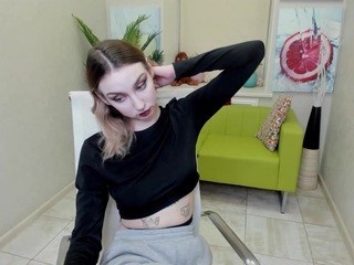 Courtneylux nude on cam – live sex chat