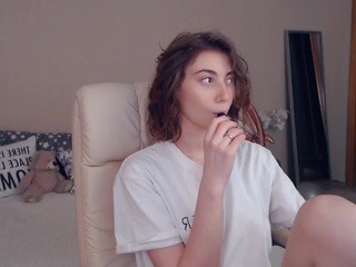 Cutecurles nude on cam – live sex chat