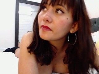 Dorothy-blue nude on cam – live sex chat