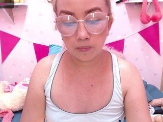 Helen-ramos nude on cam – live sex chat