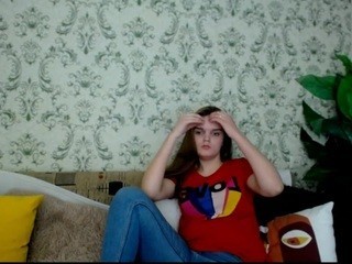 little-trinitty on cam for live sex chat