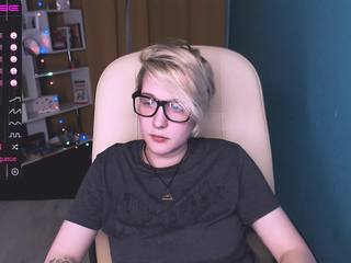 Lol Girl nude on cam – live sex chat