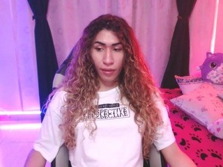 M….L…. nude on cam – live sex chat