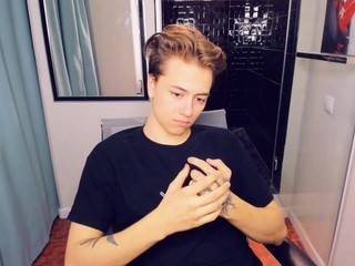 Mango-mango nude on cam – live sex chat