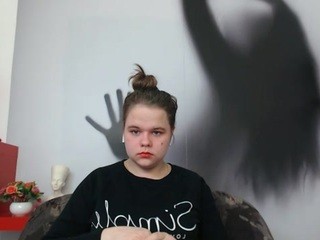 Merylester nude on cam – live sex chat