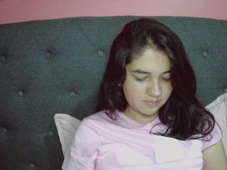 Miawallance nude on cam – live sex chat