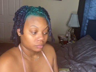 NumbhaFive on cam for live sex chat