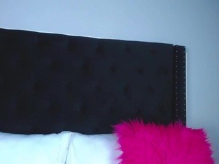 Pameladenis nude on cam – live sex chat