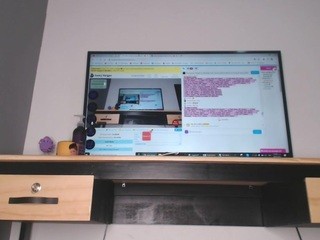 Samy Vargas nude on cam – live sex chat