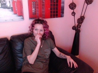 Shinedoloresbb nude on cam – live sex chat