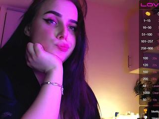 ShortyDi nude on cam – live sex chat