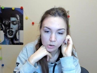 Silvia-fire nude on cam – live sex chat
