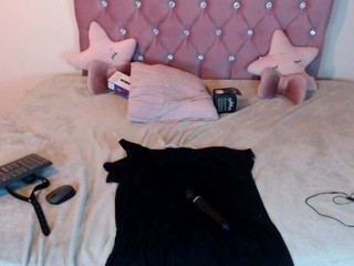 ssofia on cam for live sex chat
