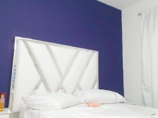 Thecolorsoflove nude on cam – live sex chat