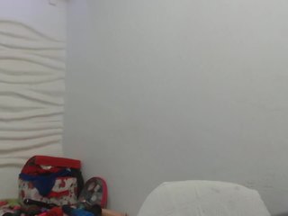 valen-hot on cam for live sex chat
