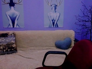 Gloria-woods nude on cam – live sex chat