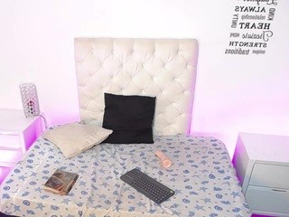 Johana-solano nude on cam – live sex chat