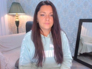 Kira nude on cam – live sex chat