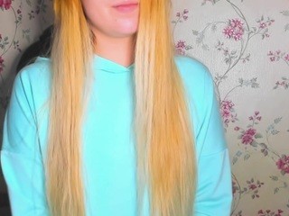 Not-your-doll nude on cam – live sex chat
