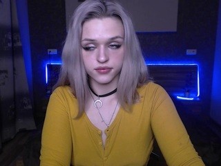 Victoria-may nude on cam – live sex chat