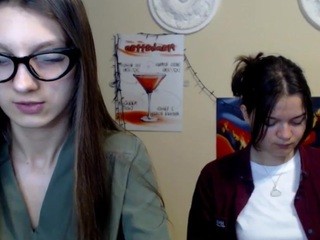 KamilaSweet nude on cam – live sex chat