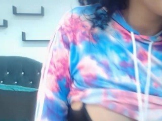 LuisaChanell nude on cam – live sex chat