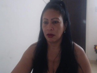 Maturepretty nude on cam – live sex chat