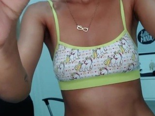 Sofia18x nude on cam – live sex chat