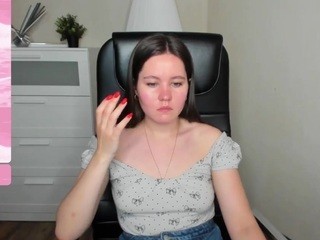 Crystal nude on cam – live sex chat