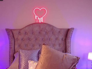 ?, ?Lauren ?? nude on cam – live sex chat