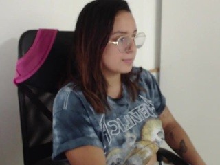 Isabella, ? nude on cam – live sex chat