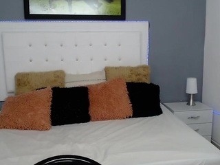 LenaBaker nude on cam – live sex chat