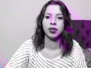 Sweetpaola97 nude on cam – live sex chat