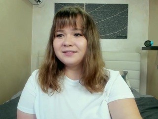 AmyHills nude on cam – live sex chat