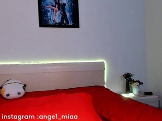 Angelmii nude on cam – live sex chat