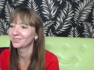 CallaBambu nude on cam – live sex chat