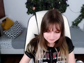 CrystalBae nude on cam – live sex chat